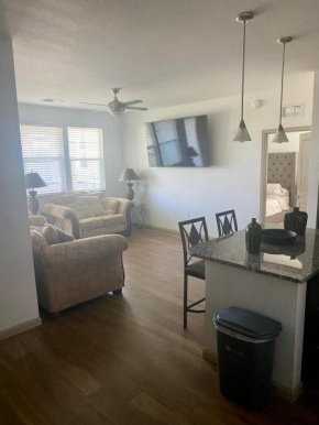 Beautiful 2 bedroom in Sarasota Florida